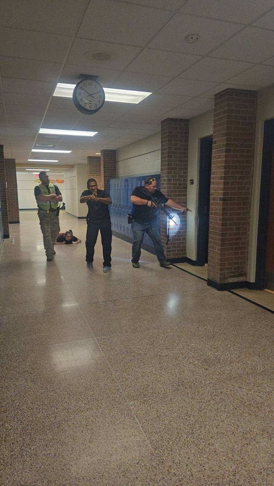 355382735_1